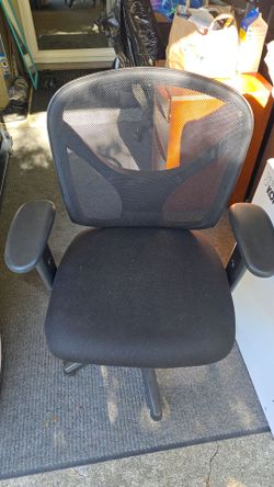 Office chair with custom smooth/quiet wheels