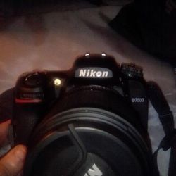 Nikon DX VR D7500