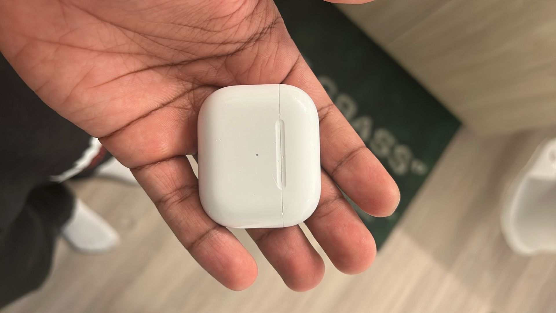 Airpod 4 (Just The Case)
