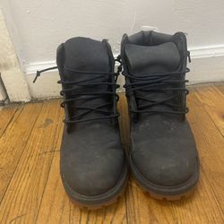 Navy Blue Timbs Sz 5