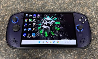 Lenovo Legion Go S RZ1 Extreme, 32GB Ram, 1TB+256GB - Windows/Steam