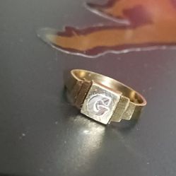 Baby Ring 10k 1g $85