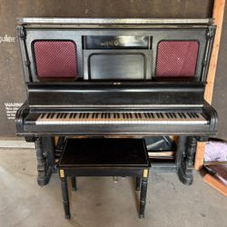 Vintage Piano From The 1920’s