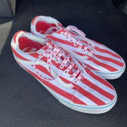 Old School Where’s Waldo Vans 11.5