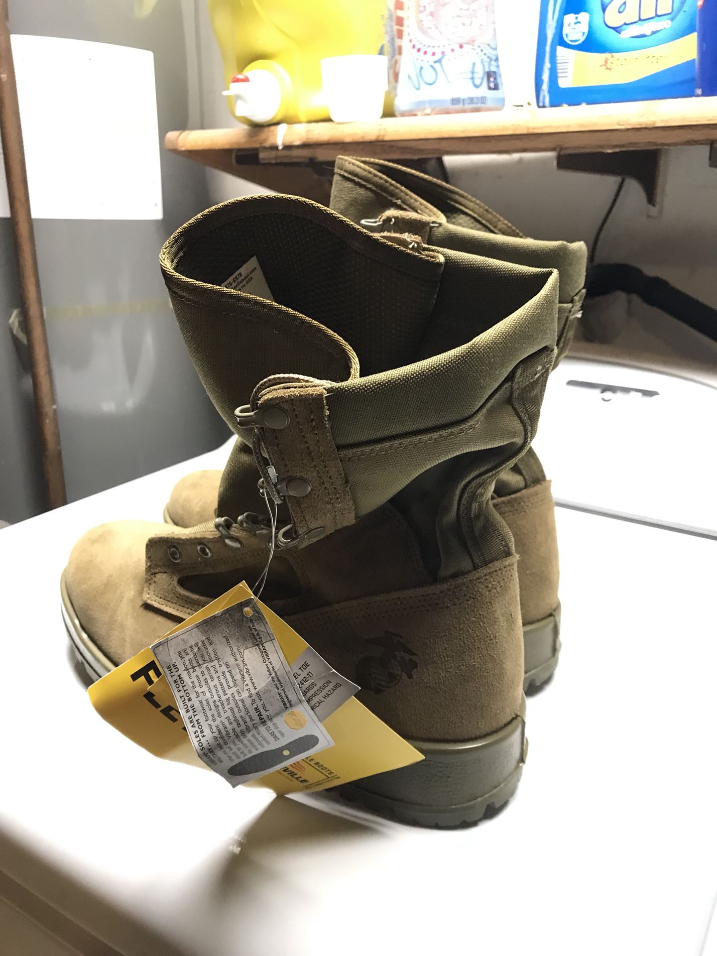 Work boots 11w