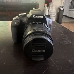 Canon EOS Rebel T7