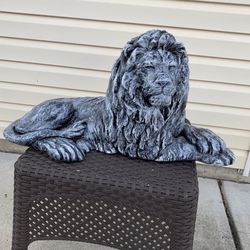 Lion Statue Choice Of Two Colors Sold Separately