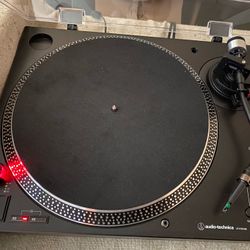 Audio Technica Turntable With Ortofon Concorde MK2 Cartridge 