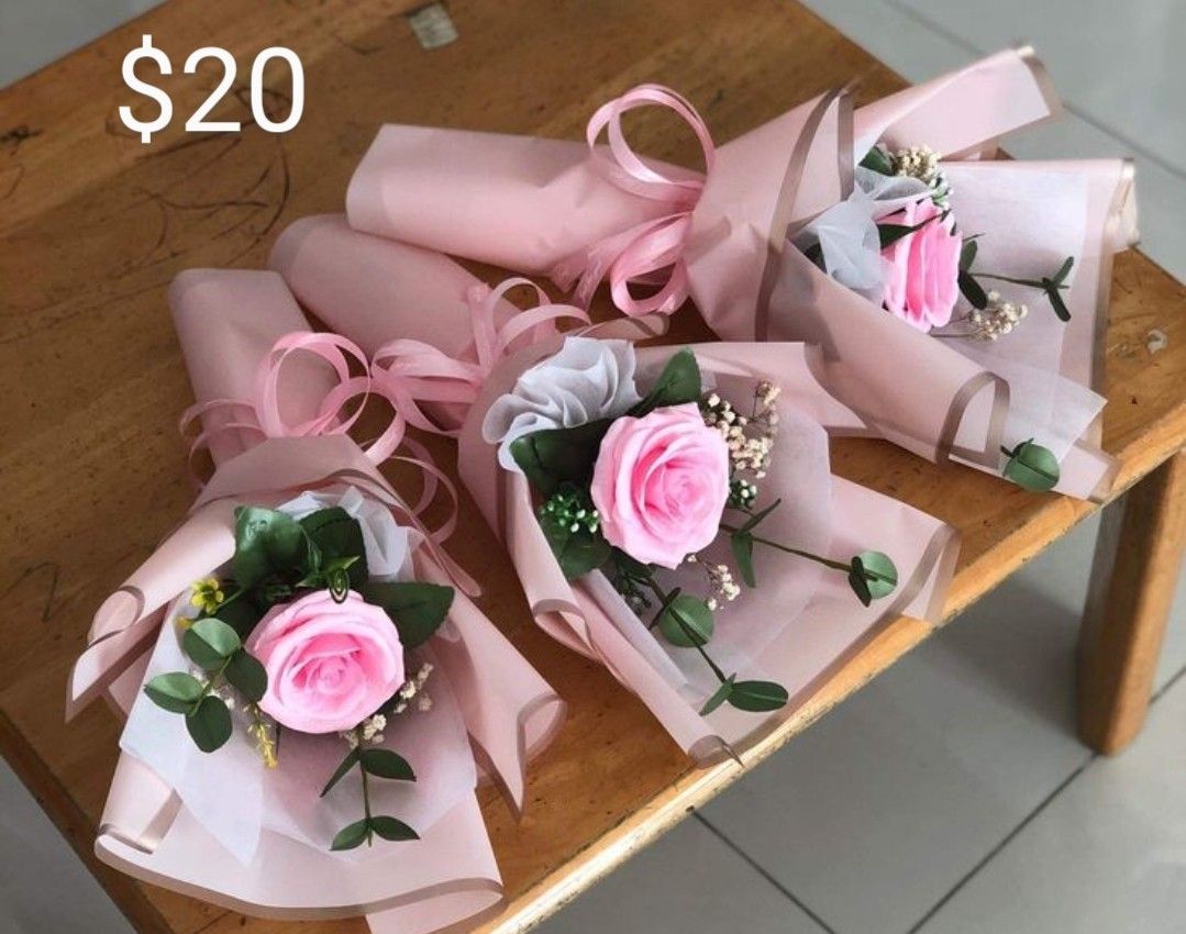 Valentines Day Gifts And Bouquets