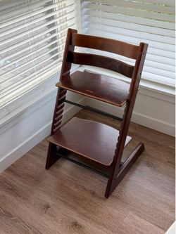 Stokke Tripp Trapp high chair