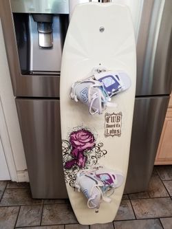 Beautiful CWB Board Co. Lotus Wakeboard 134 cm Wake Board Like New