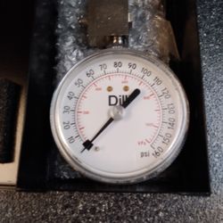 DILL. MASTER. AIR.  GAUGE. NEVER USED.  ,10. TO. 160.  PSI