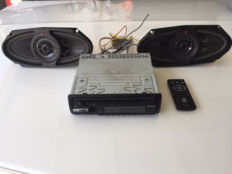 Sony radio with speakers