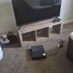 Xbox1 And 42 Inch Tv