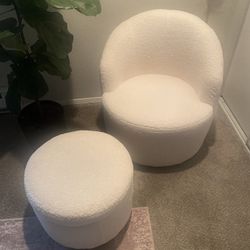 Swivel Chair W/Ottoman 