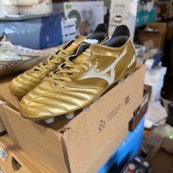 Mizuno Soccer Cleats 