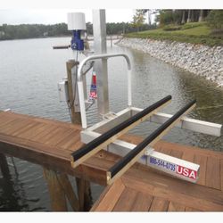 Swinger Jet Ski Lift