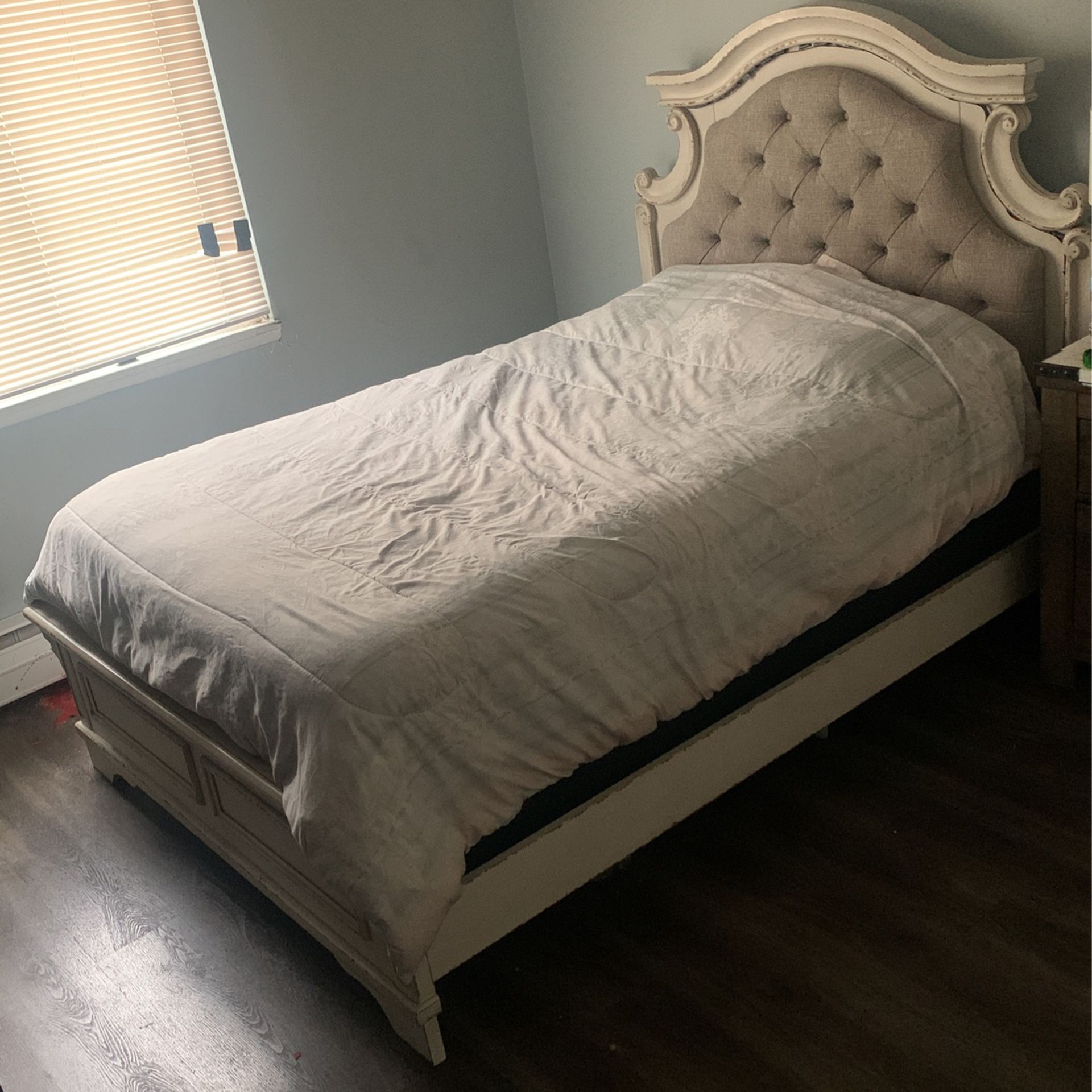 Full Size Bed, Everything You See