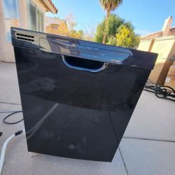 Black dishwasher *BRAND NEW*