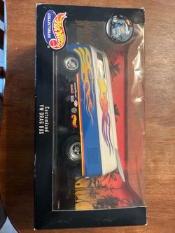 Hot Wheels VW van