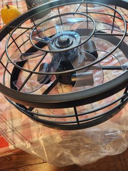 Ceiling Fan With Light