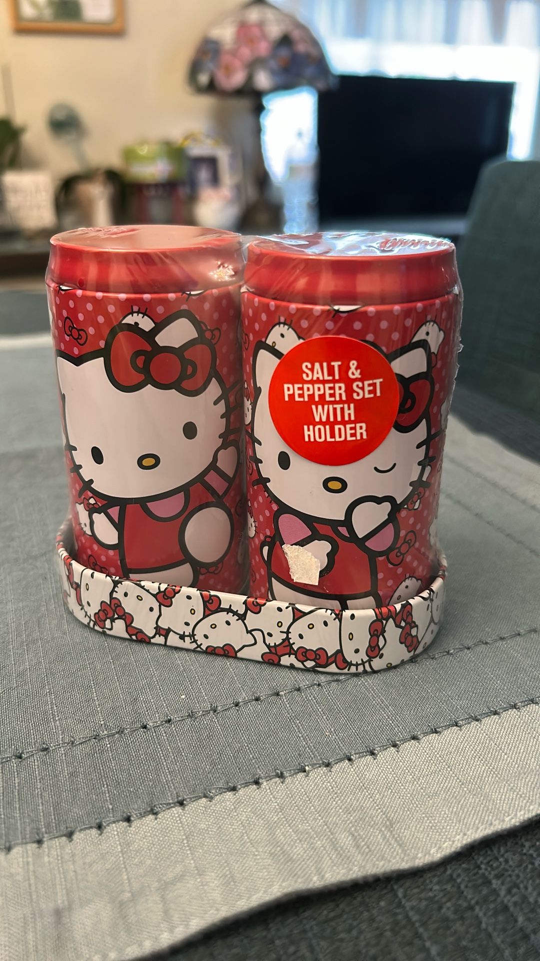 Hello Kitty Salt And Pepper