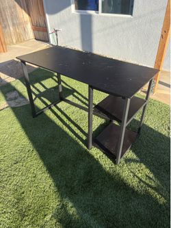 Computer desk