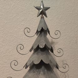 21 Inch Tall Galvanized Metal Table Tree

