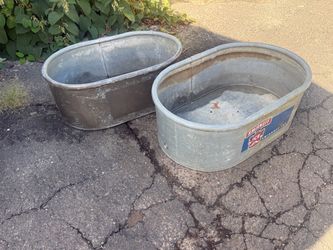 vintage galvanized tank/tub