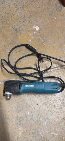 Makita multi tool (used) good condition