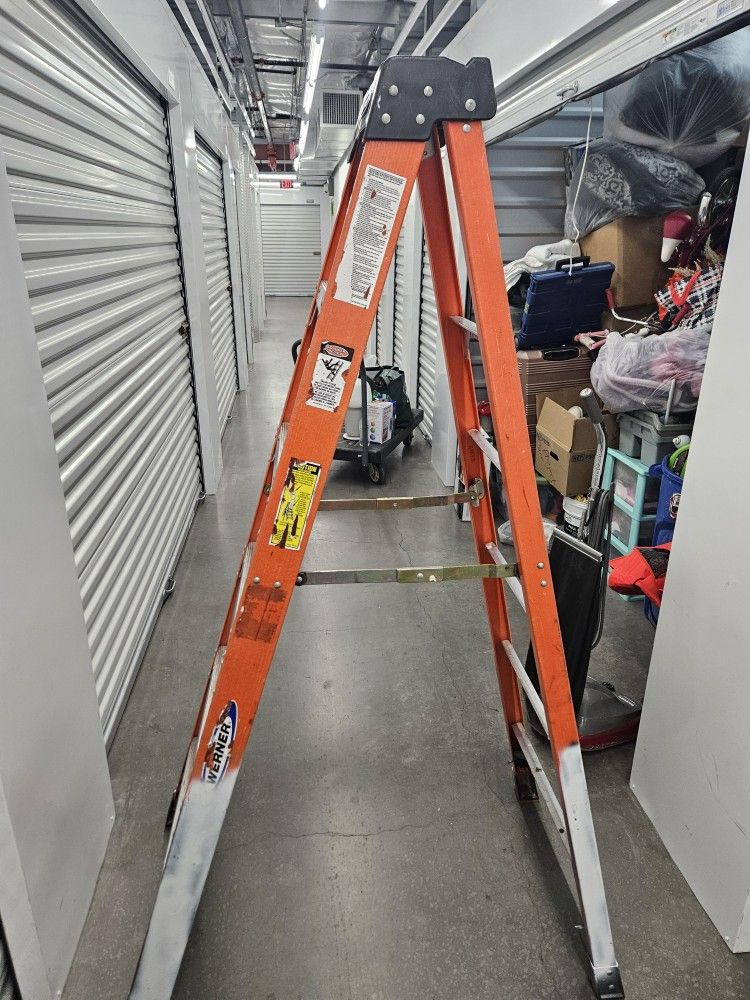 Werner Step Ladder 6ft Fiberglass With 10 Ft Reach ...