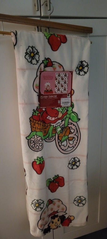 Strawberry Shortcake Blanket