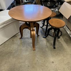 Decorative Table With Two Stools! Been Sitting Outside So Might Need Some TLC 