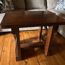 End or coffee Table