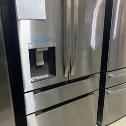 Refrigerator Stainless Steel - Best Deal Or Make Us A Deal! Take It Today Pay In 3 Months Ask For Details!