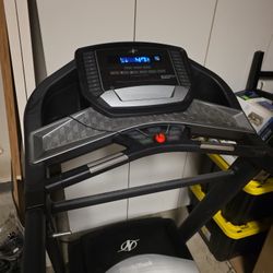 NordicTrack C590 Treadmill