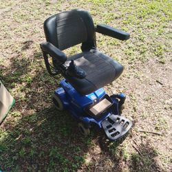 PRIDE Z CHAIR