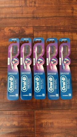 Oral B  Pro-Flex  Stain Eraser Toothbrush; Tough on Stains Gentle on Gums: MEDIUM Bristles (5 For $15)