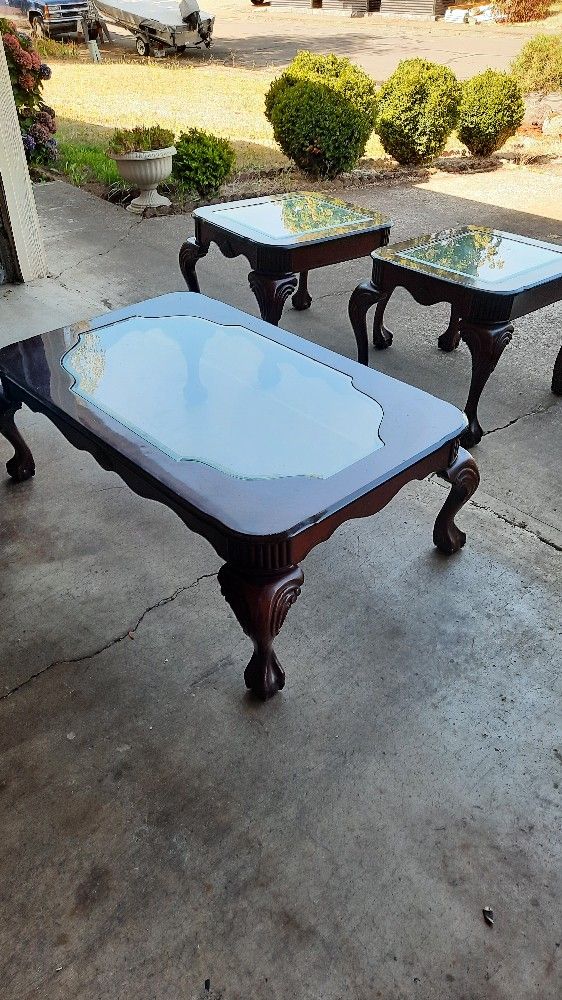 Set of Tables