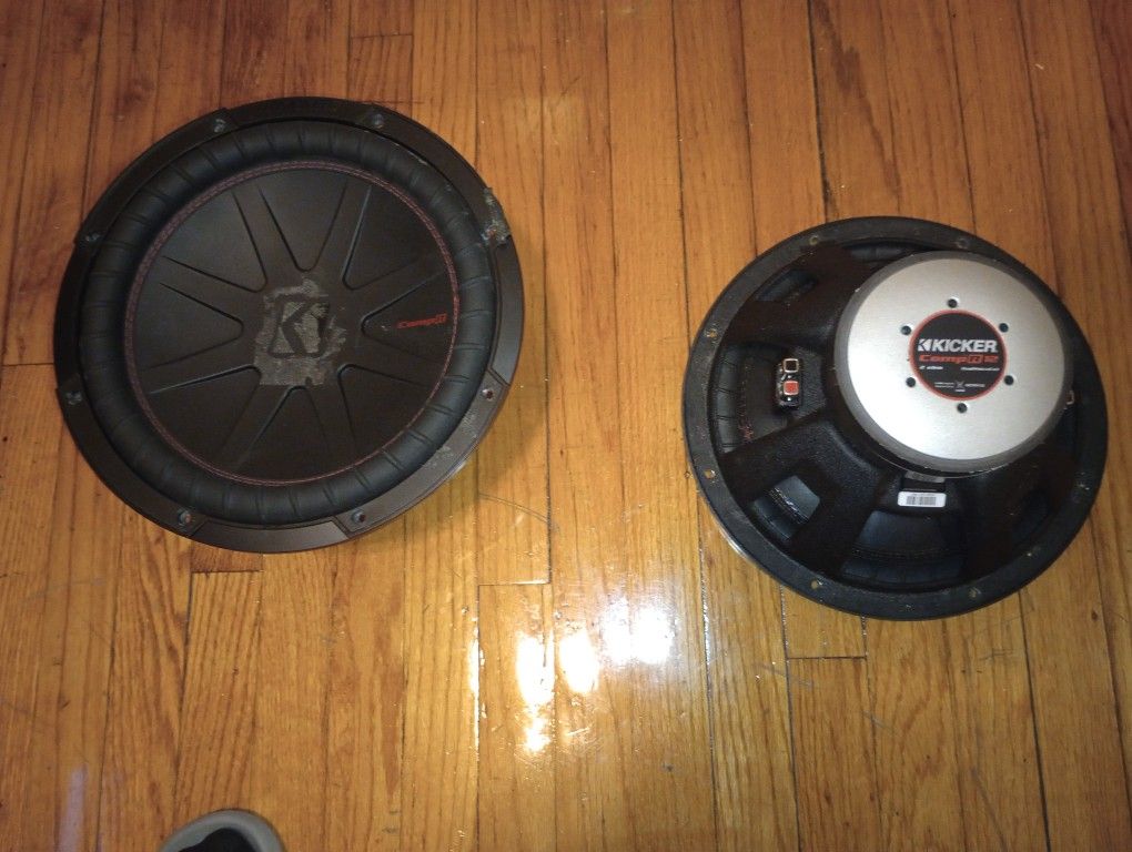 2 Kicker CompR 12s