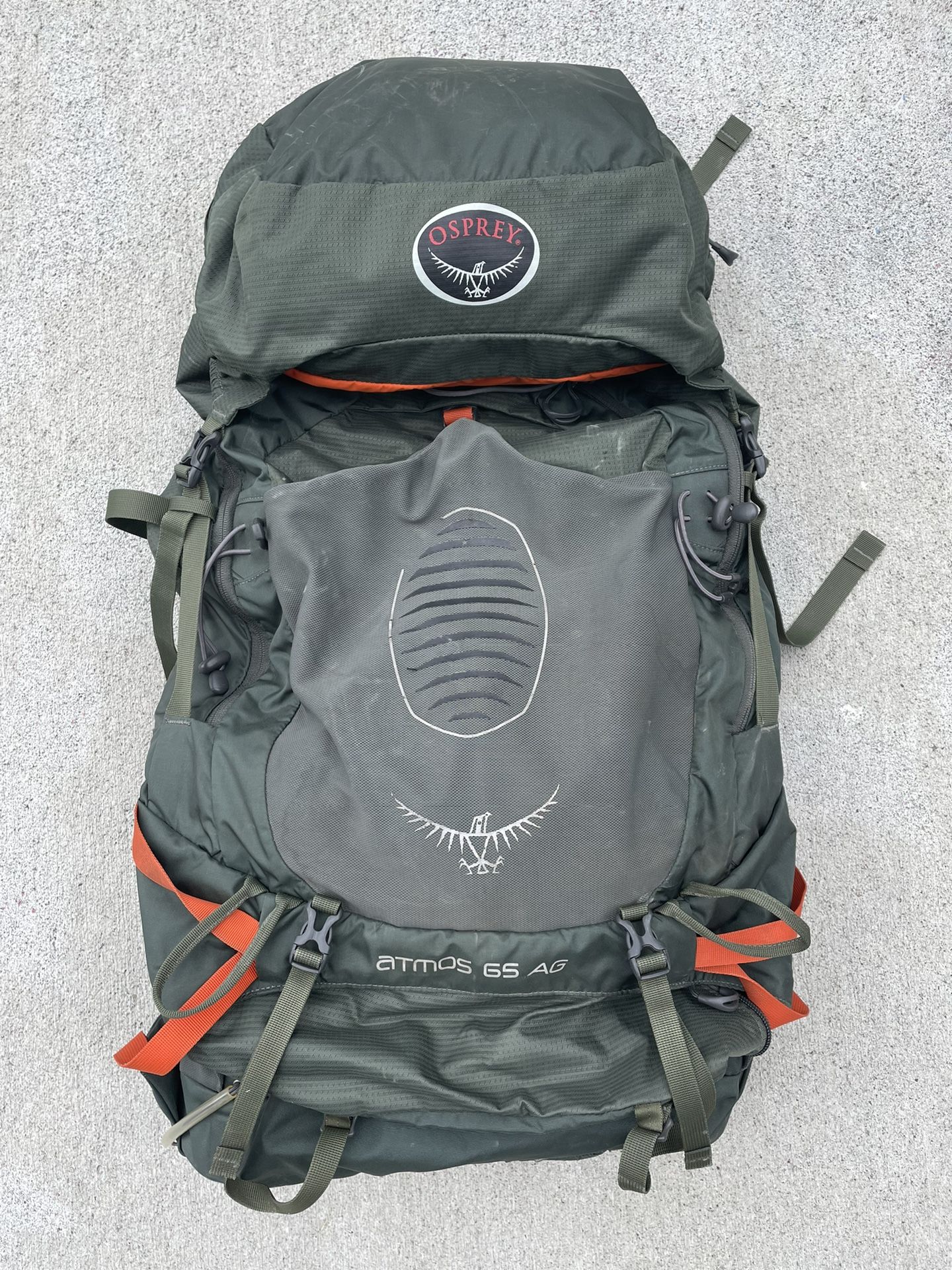 Discontinued Osprey Atmos 65 AG Backpack