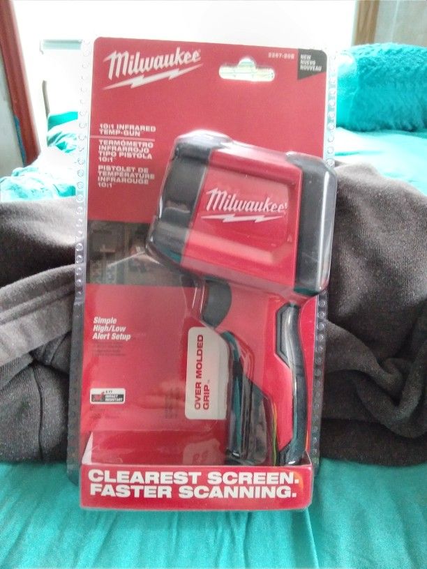 BRAND NEW Milwaukee 10:1 Infared Temperature Gun
