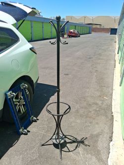 Nice Strong and Sturdy Coat and Hat Rack