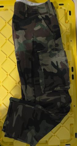 Levis Camo Cargo Pants size 40x30