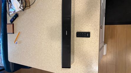BOSE SOUNDBAR - Like New!
