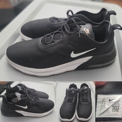 Nike Air Max Motion 2 - Size 15