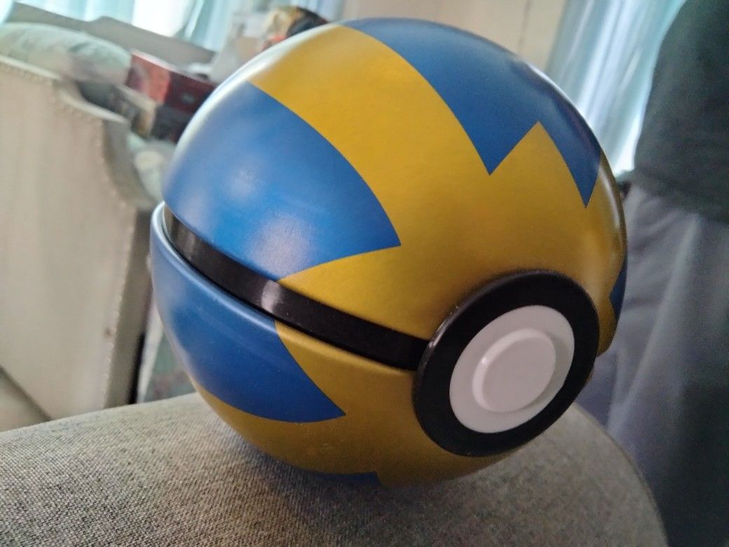Pokemon Ball