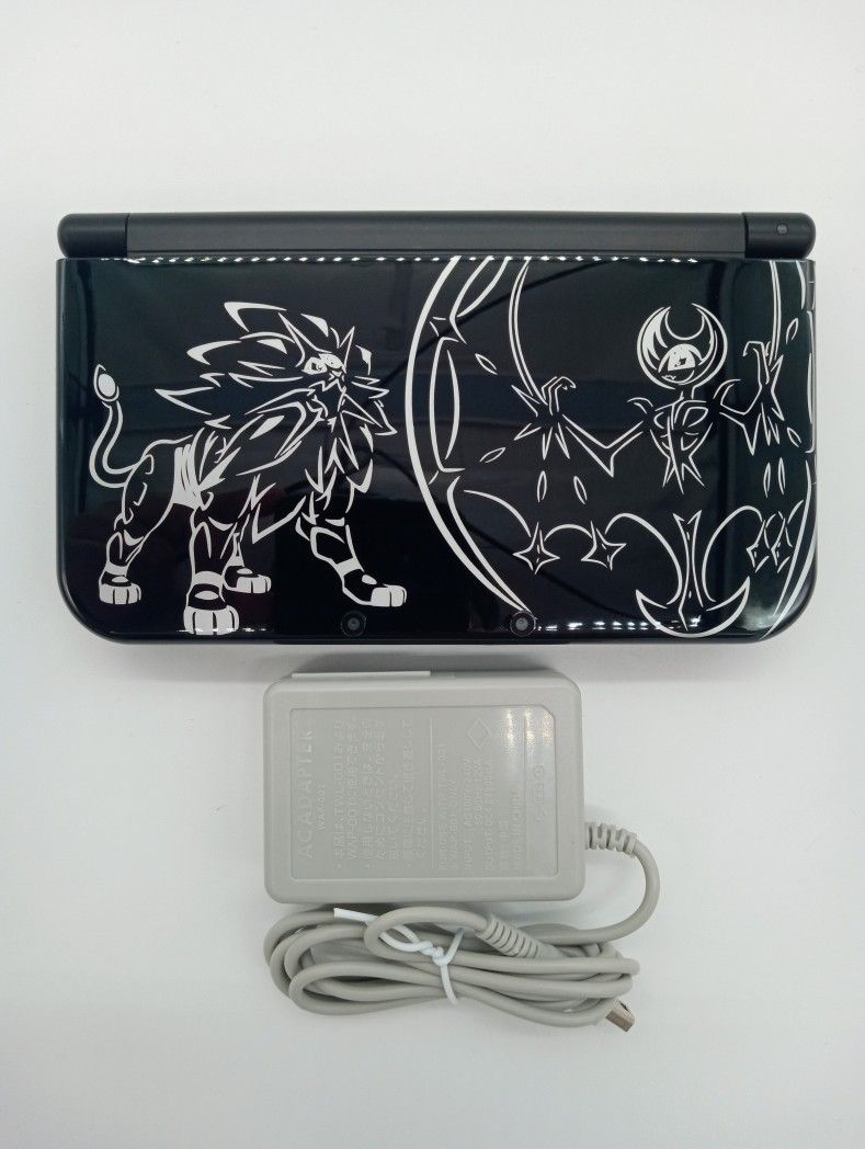 Refurbished Nintendo New 3DS XL Pokémon Sun & Moon Solgaleo Lunala Handheld Console – Like New With Charger