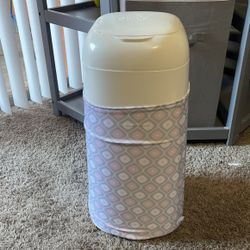 Diaper Genie 