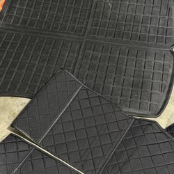 Tesla trunk mats Model Y